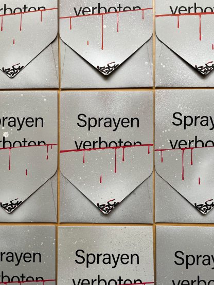 RAZOR-Sprayen-verboten-lenticular-card-3